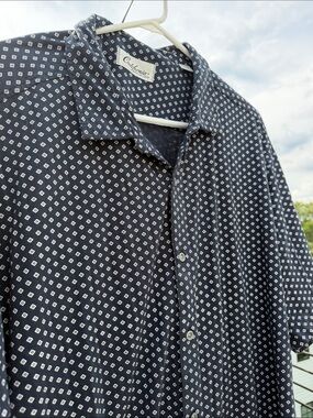 NWOT Black and White Men's Shirt
